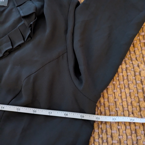 The Limited Collection Black Chiffon Dress sz M NWT - Picture 15 of 15